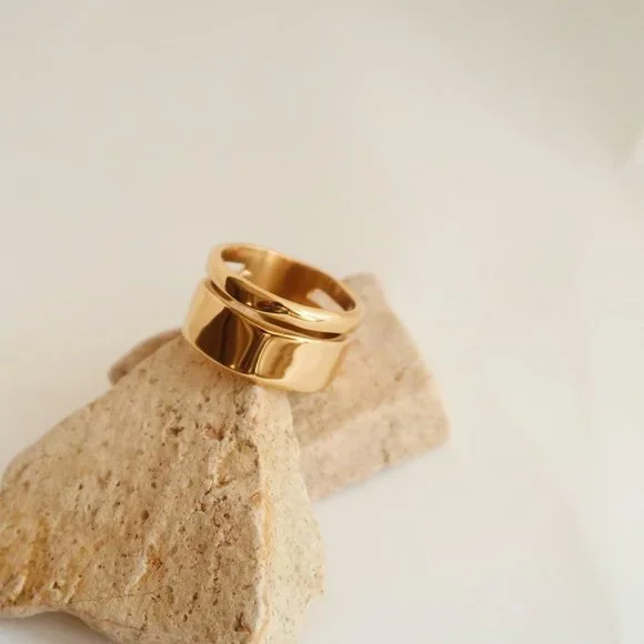 NEW 18K Gold Plated Chunky Layer Ring - Picture 6 of 9